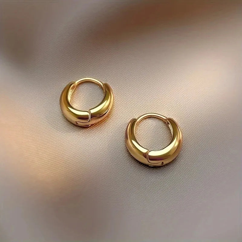 Golden Curve Hoops
